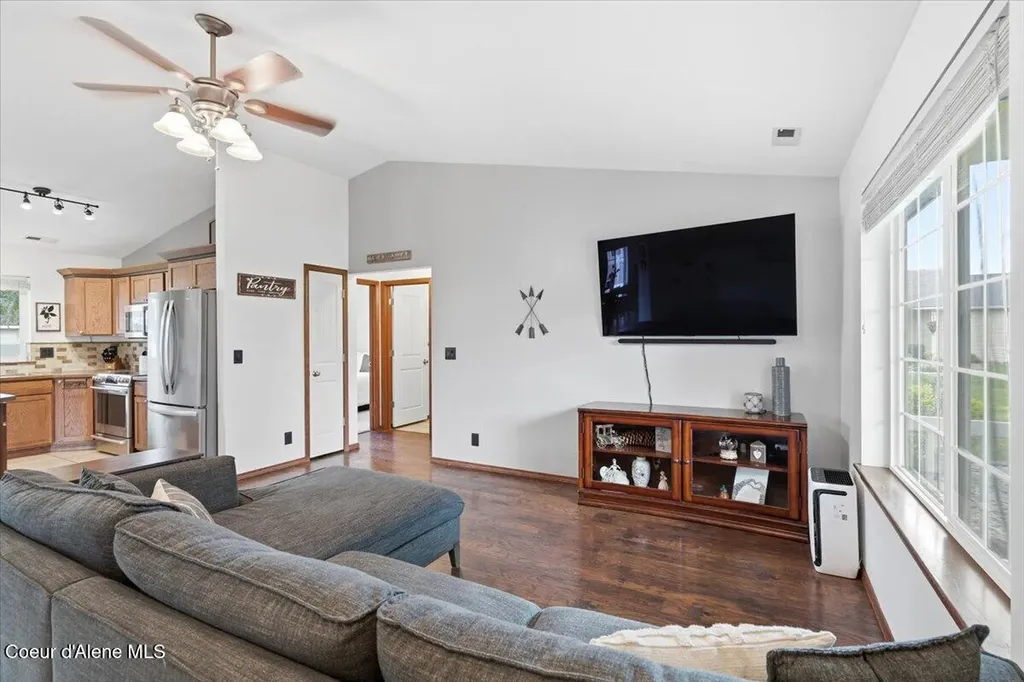 6825 W Soldier Creek Avenue Rathdrum ID 83858