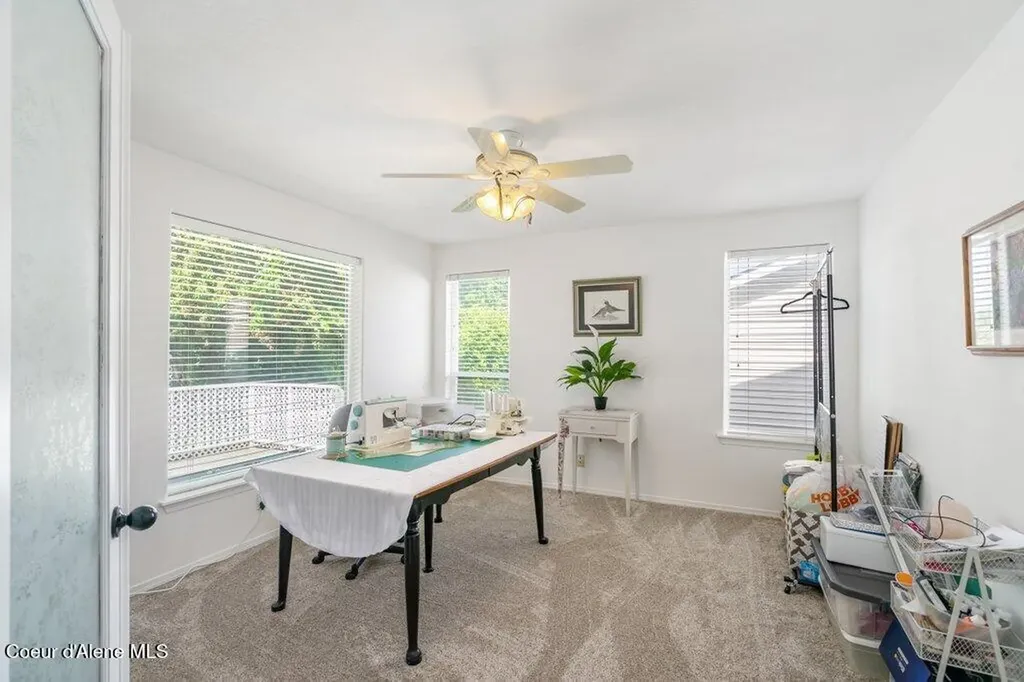 1385 W Woodlawn Drive Hayden ID 83835