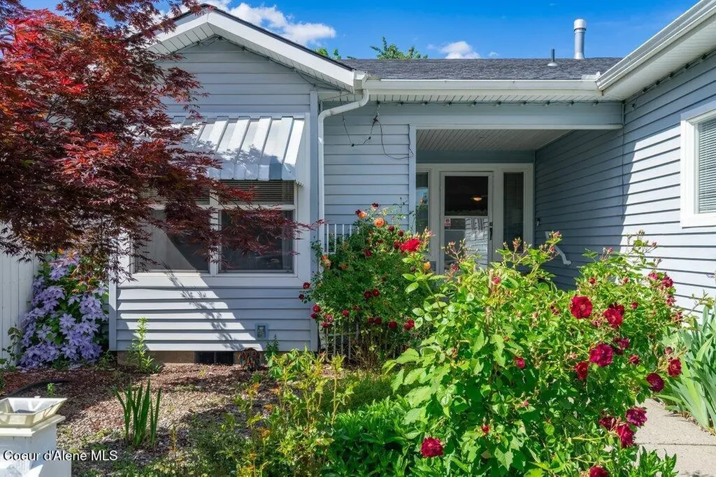 1385 W Woodlawn Drive Hayden ID 83835