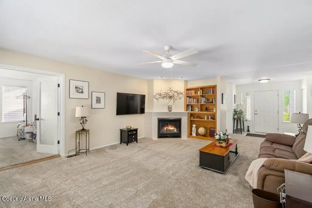 1385 W Woodlawn Drive Hayden ID 83835
