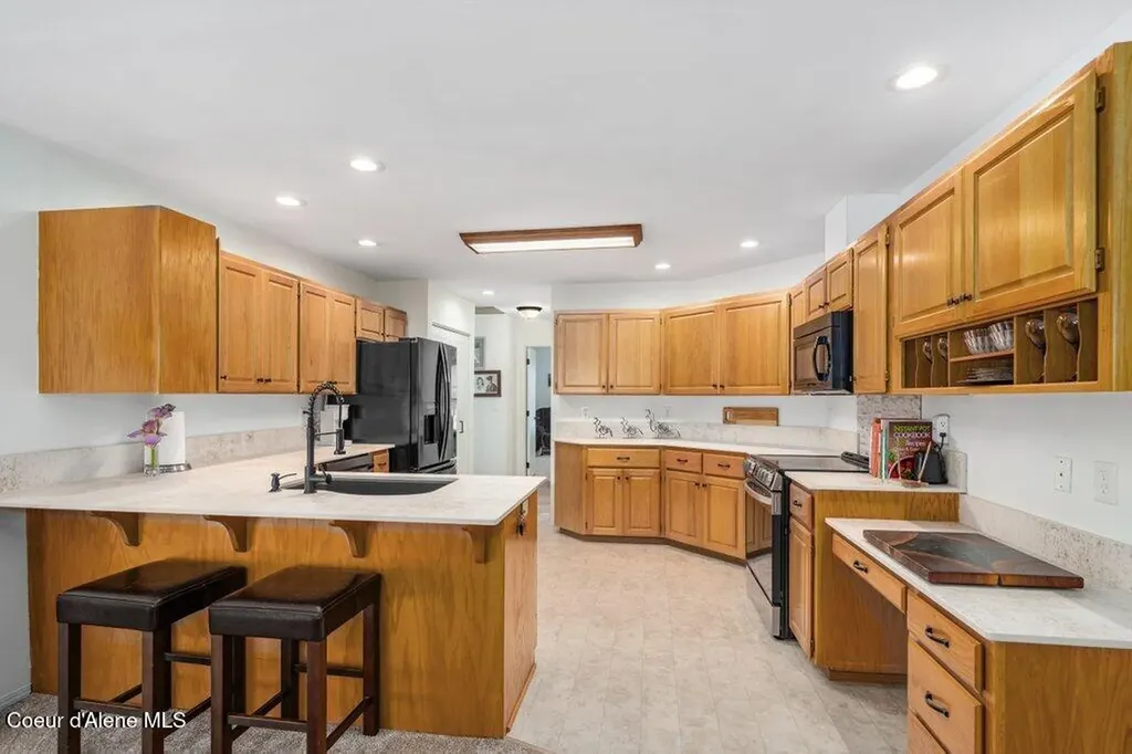 1385 W Woodlawn Drive Hayden ID 83835