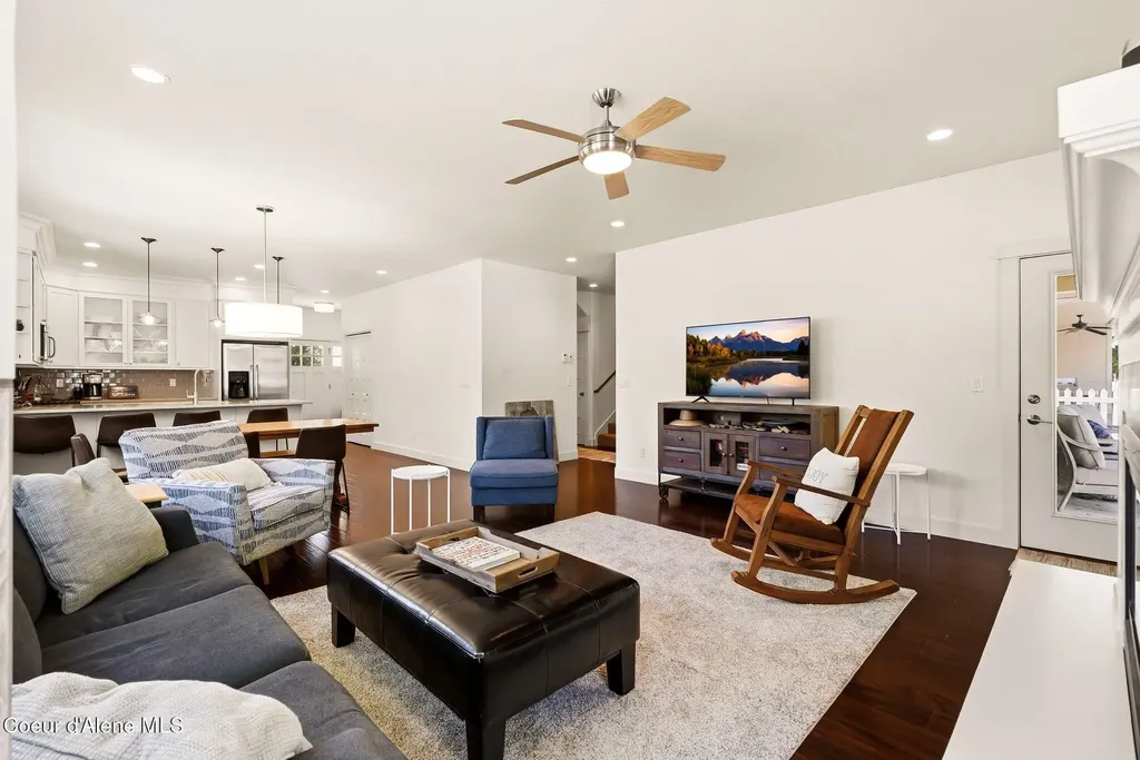 408 Becker Lane Dover ID 83825