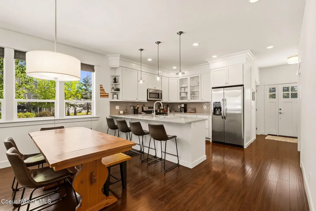 408 Becker Lane Dover ID 83825