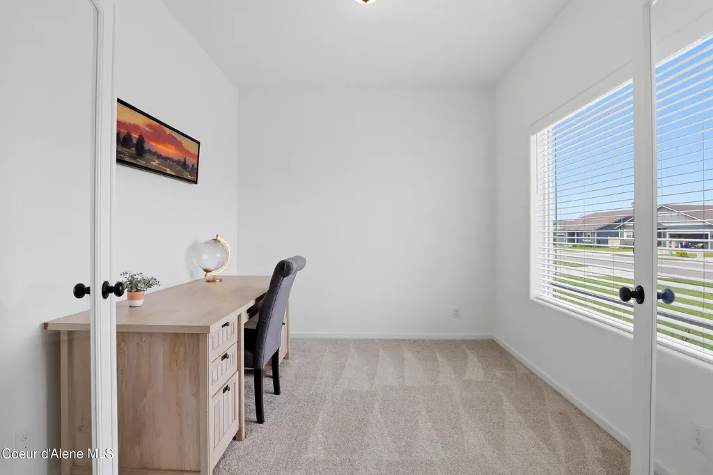 10482 N Belgrave Lp Hayden ID 83835