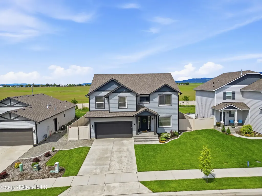 10482 N Belgrave Lp Hayden ID 83835