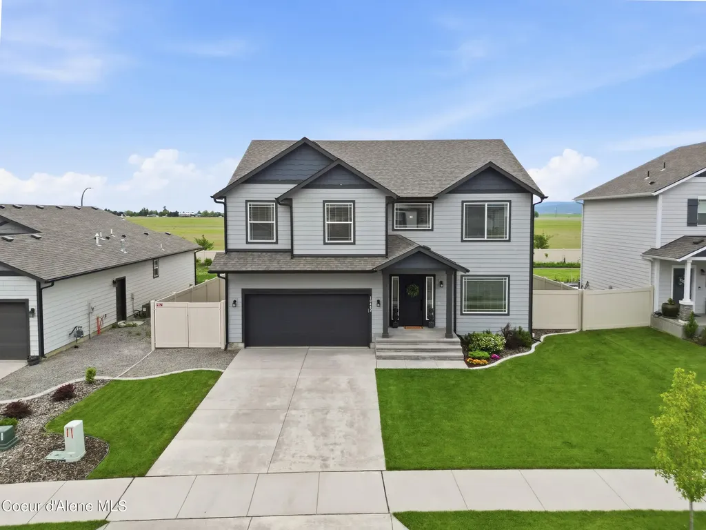 10482 N Belgrave Lp Hayden ID 83835