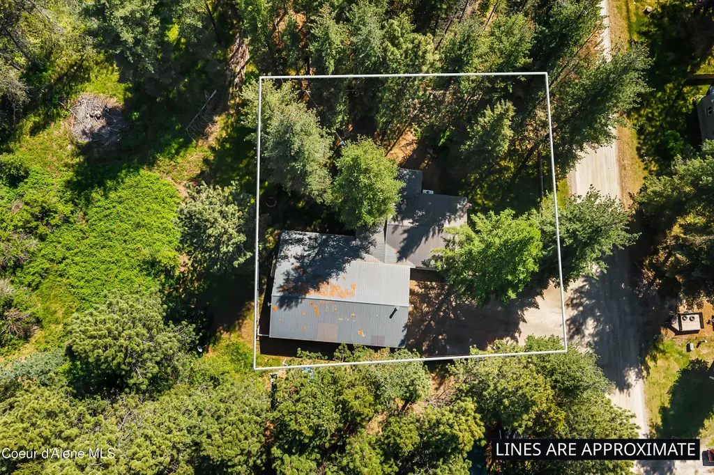 169 Shelby Road Laclede ID 83841