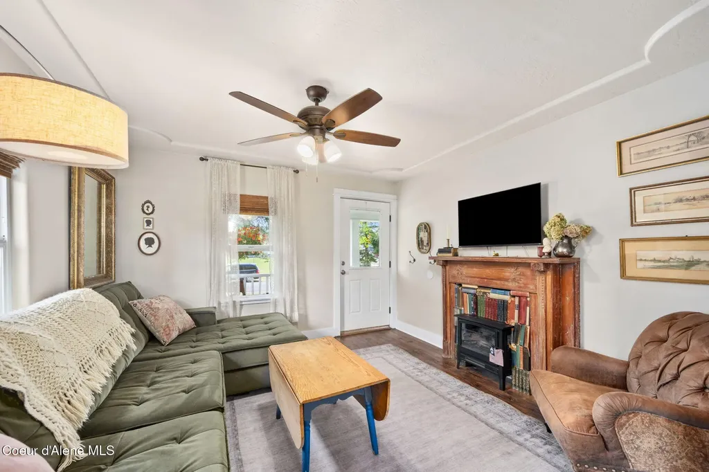6133 W Madison Street Spirit Lake ID 83869