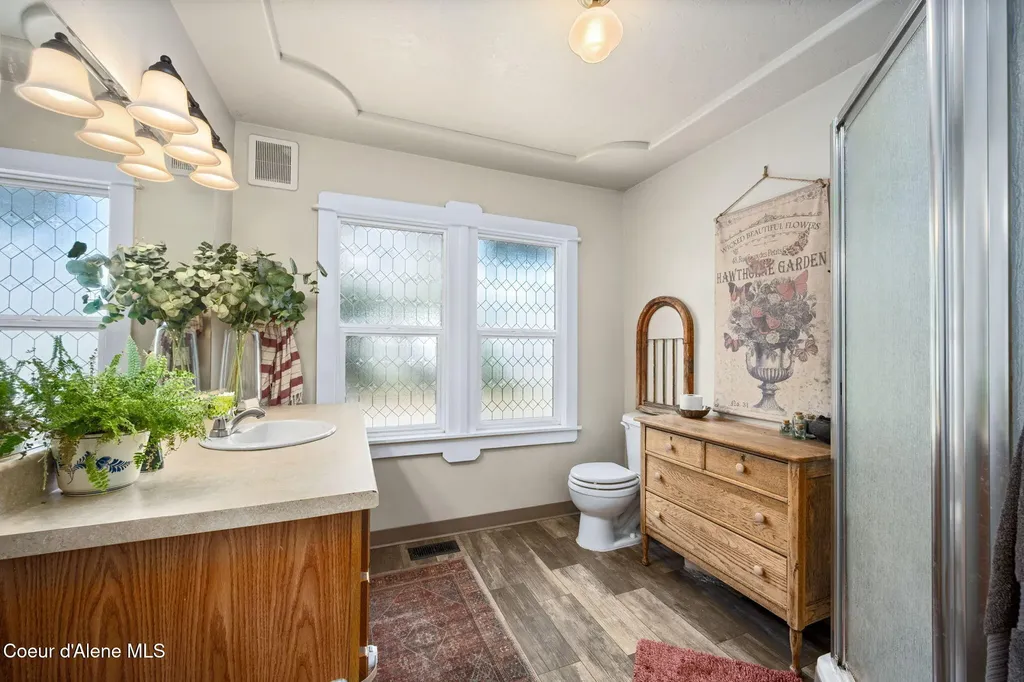 6133 W Madison Street Spirit Lake ID 83869