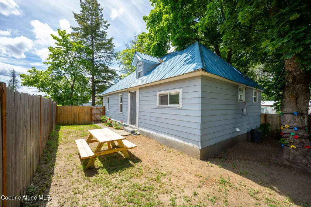 6133 W Madison Street Spirit Lake ID 83869