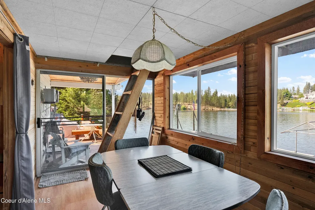 10437 W Shale Court Post Falls ID 83854