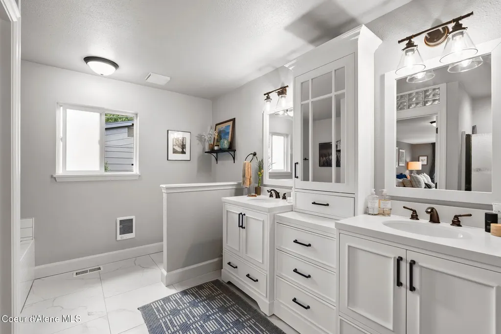 439 Vedelwood Drive Sandpoint ID 83864