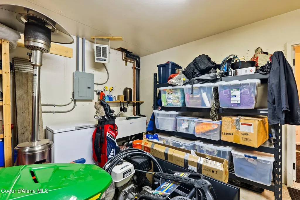 439 Vedelwood Drive Sandpoint ID 83864