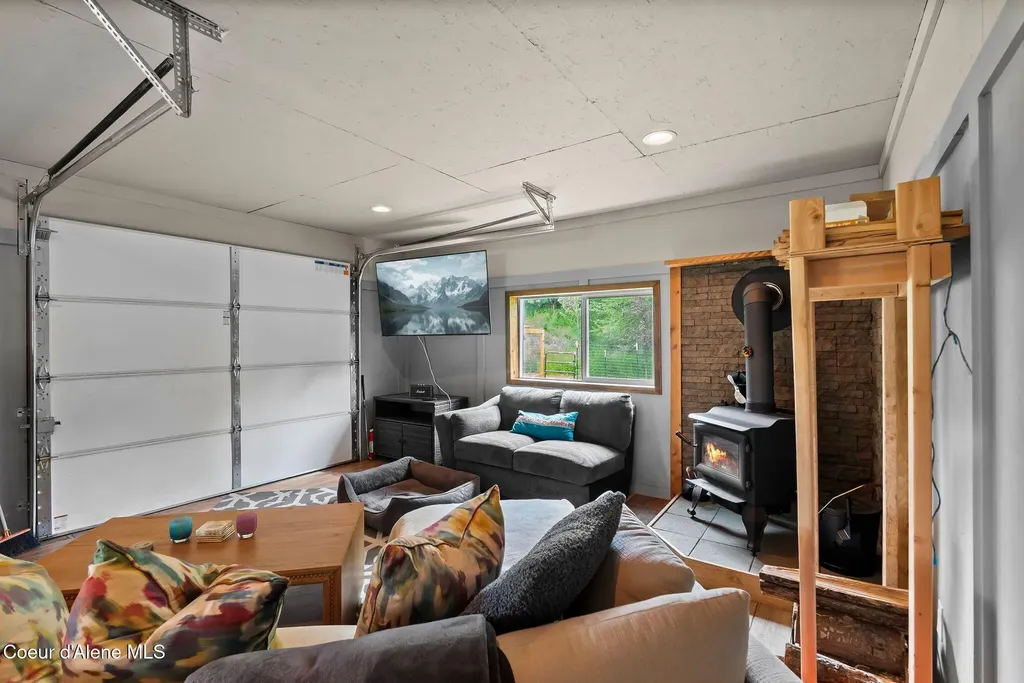 439 Vedelwood Drive Sandpoint ID 83864