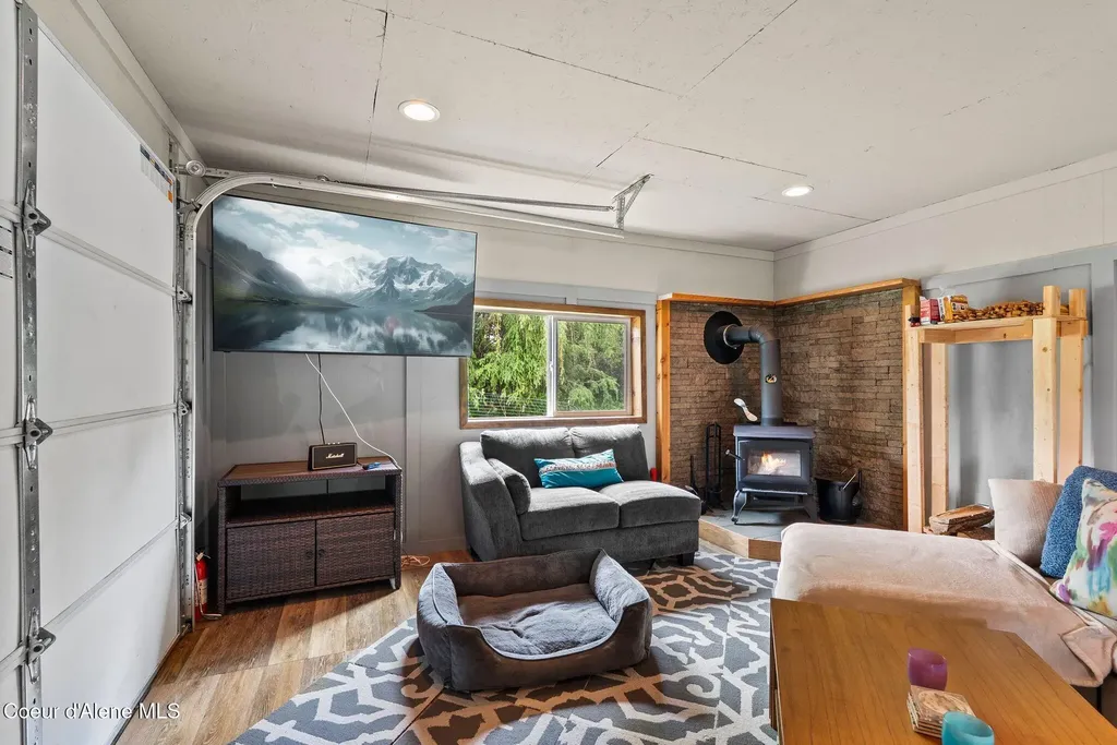 439 Vedelwood Drive Sandpoint ID 83864