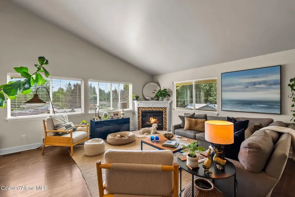 439 Vedelwood Drive Sandpoint ID 83864