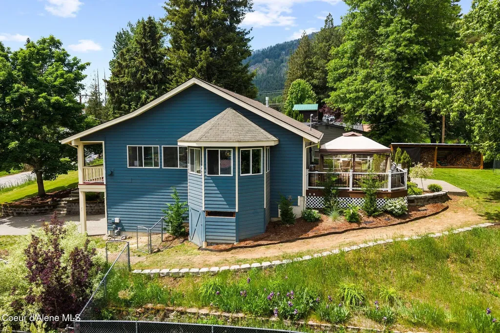 439 Vedelwood Drive Sandpoint ID 83864