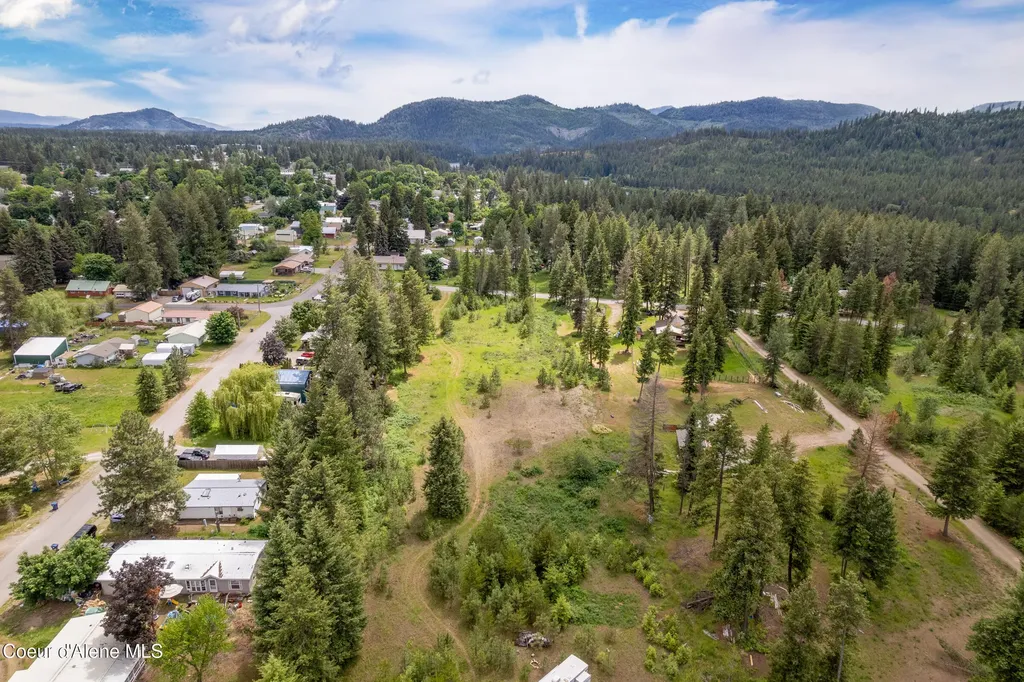Nna Nna W Nash Road Spirit Lake ID 83869