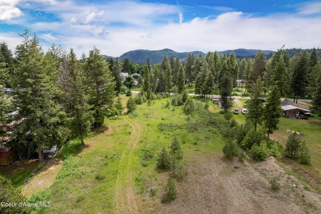 Nna Nna W Nash Road Spirit Lake ID 83869