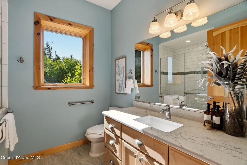 3291 S Eddyville Road Harrison ID 83833