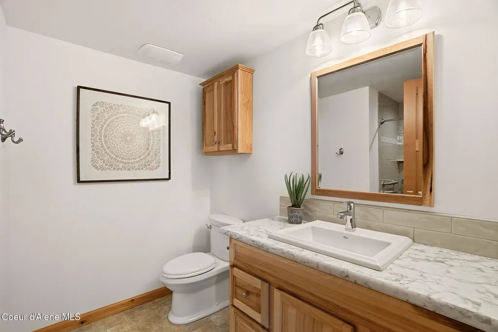 3291 S Eddyville Road Harrison ID 83833