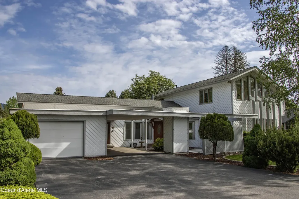 1710 Westwood Drive Sandpoint ID 83864