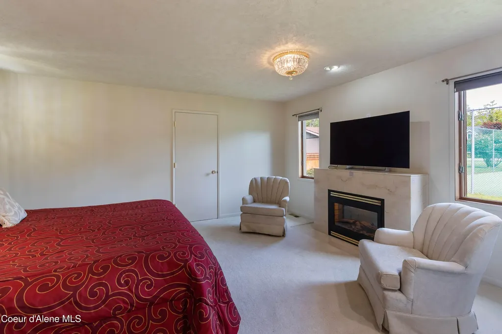 1710 Westwood Drive Sandpoint ID 83864