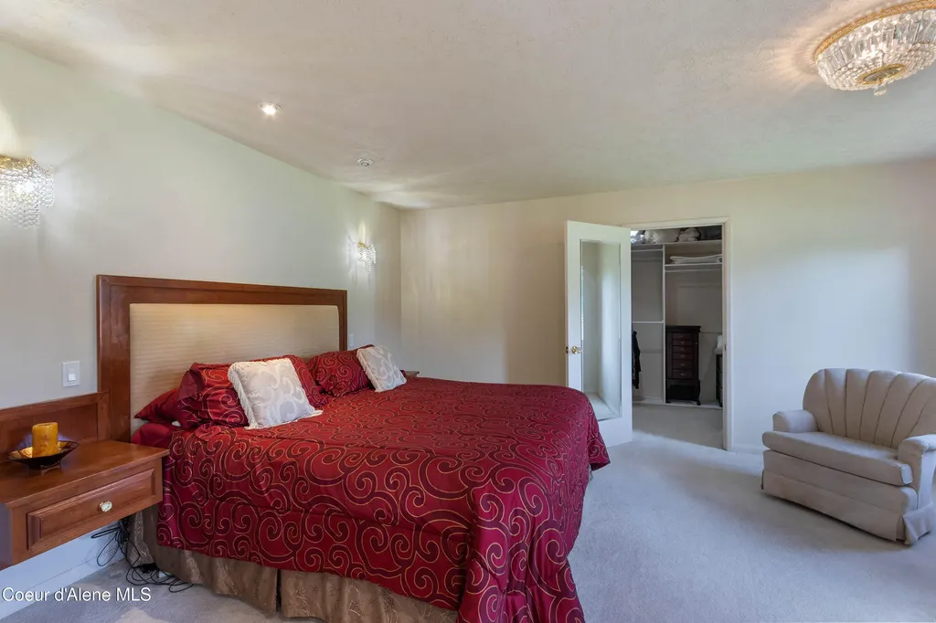 1710 Westwood Drive Sandpoint ID 83864