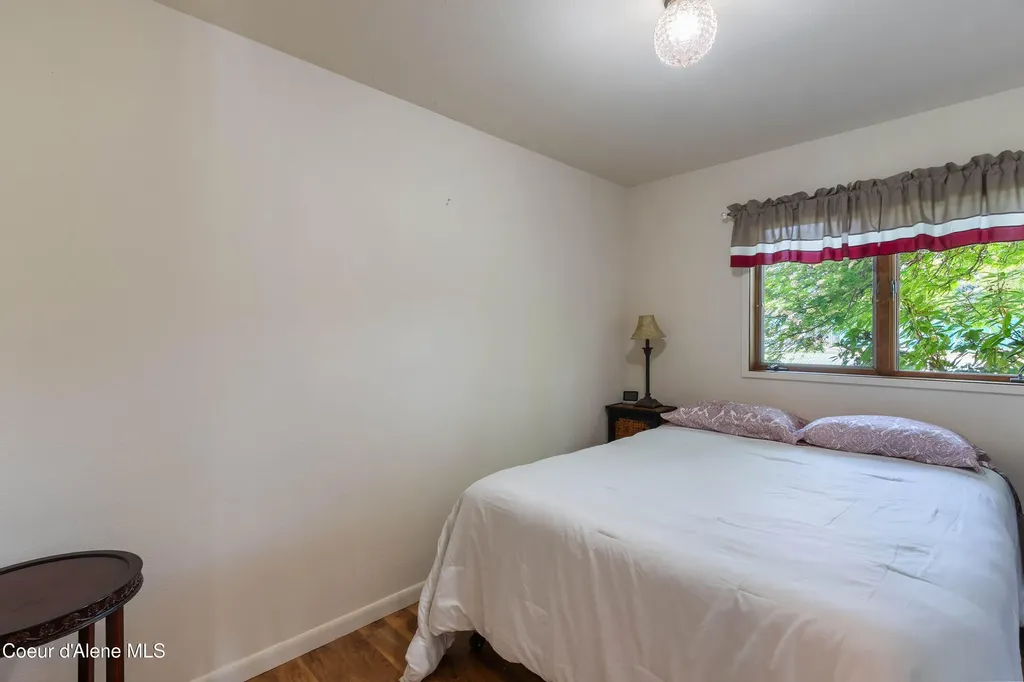1710 Westwood Drive Sandpoint ID 83864