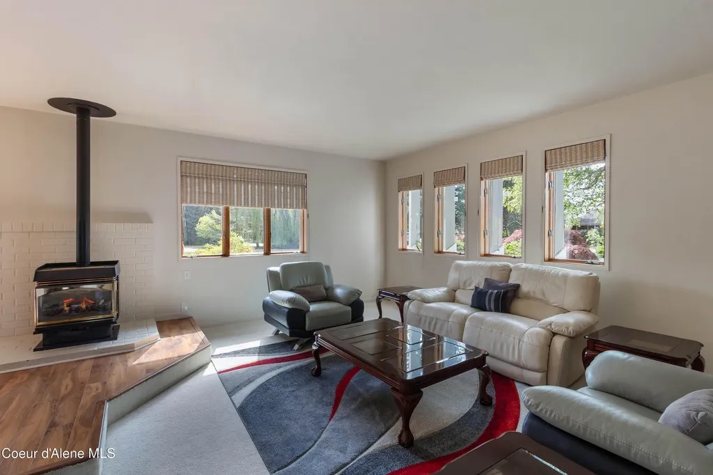 1710 Westwood Drive Sandpoint ID 83864