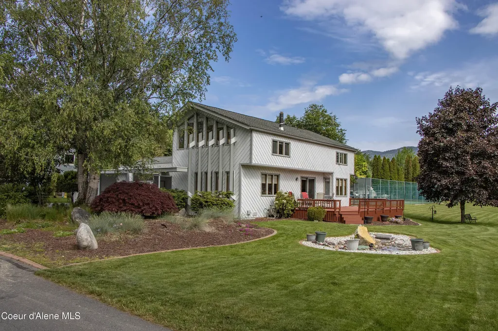 1710 Westwood Drive Sandpoint ID 83864
