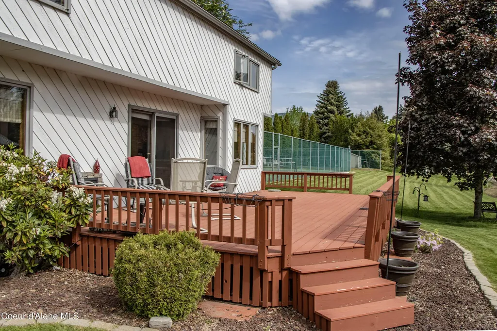 1710 Westwood Drive Sandpoint ID 83864