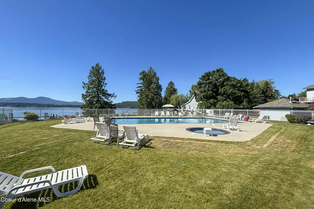 1710 Westwood Drive Sandpoint ID 83864