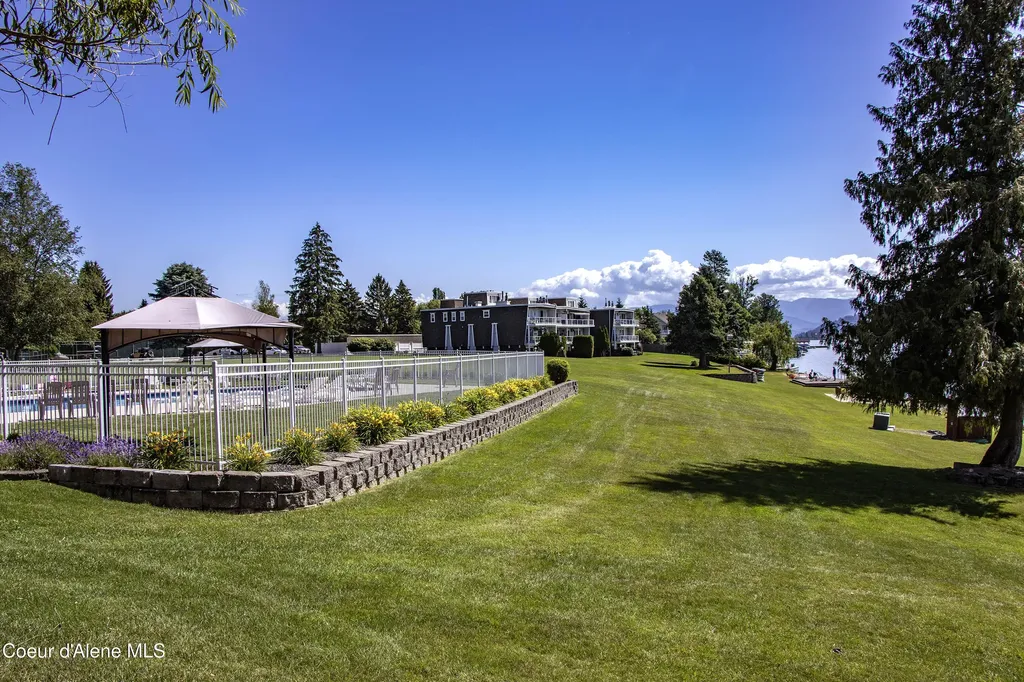 1710 Westwood Drive Sandpoint ID 83864
