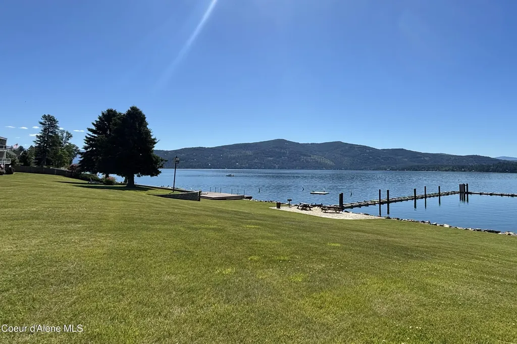 1710 Westwood Drive Sandpoint ID 83864
