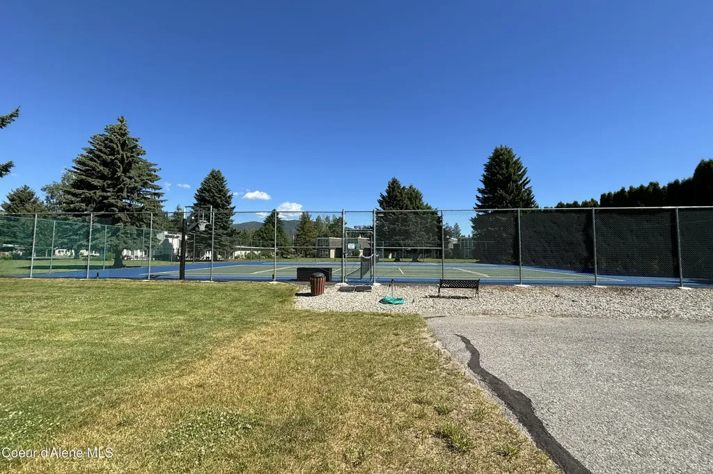 1710 Westwood Drive Sandpoint ID 83864