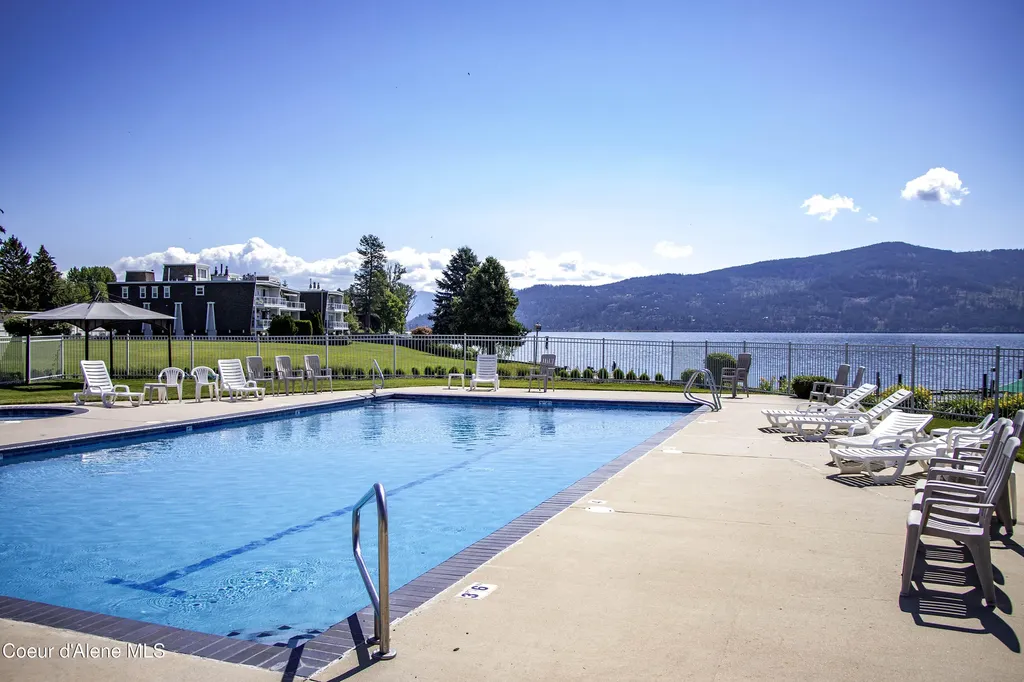 1710 Westwood Drive Sandpoint ID 83864