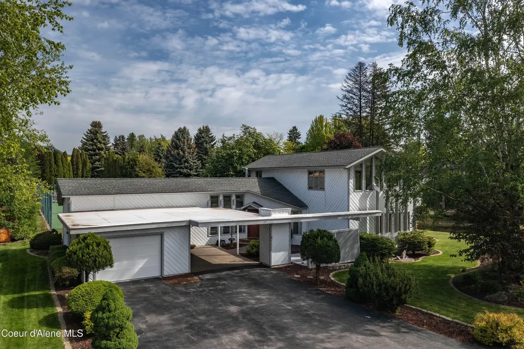 1710 Westwood Drive Sandpoint ID 83864