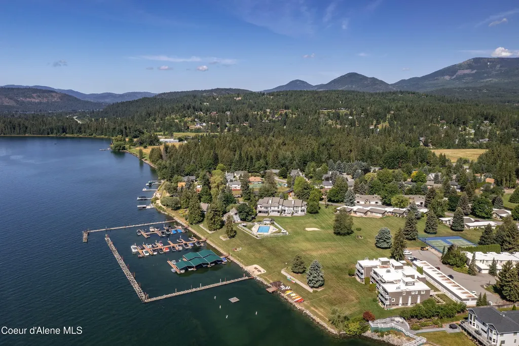 1710 Westwood Drive Sandpoint ID 83864