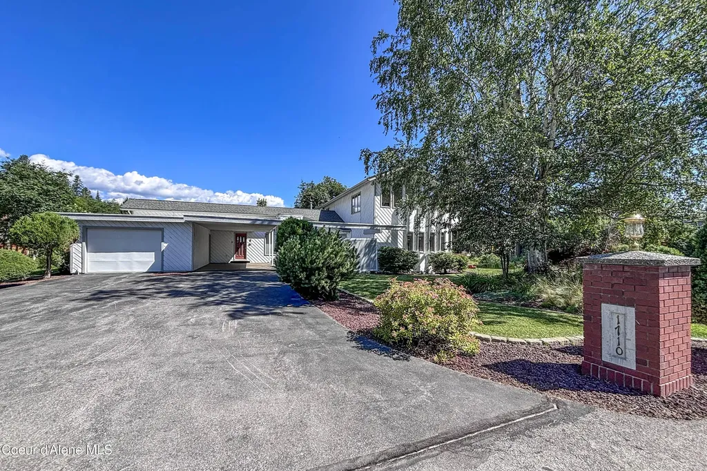 1710 Westwood Drive Sandpoint ID 83864