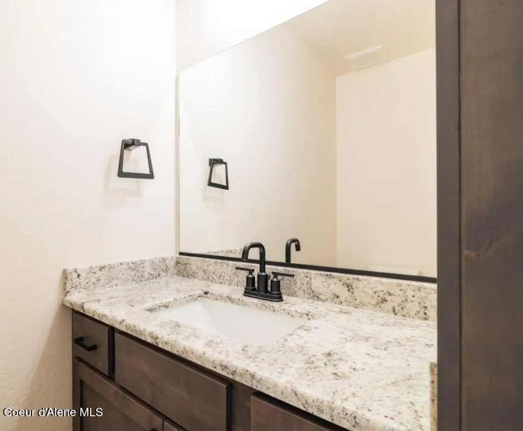 L4 W Gemini Lane Rathdrum ID 83858