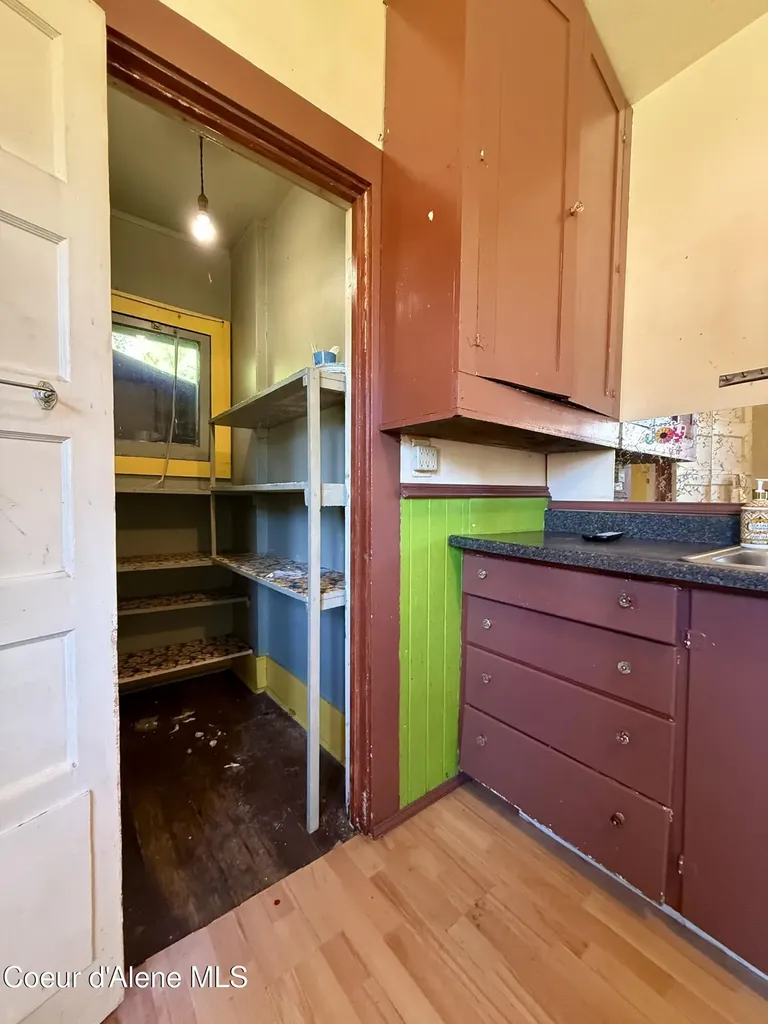 517 Hunter Street Mullan ID 83846