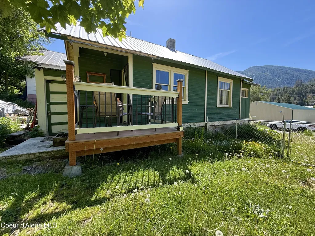 517 Hunter Street Mullan ID 83846