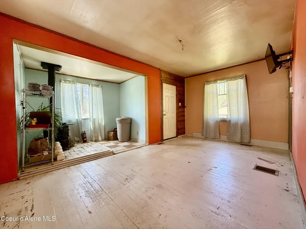 517 Hunter Street Mullan ID 83846