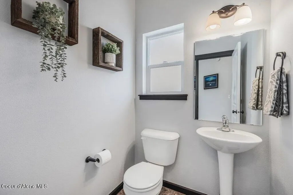8361 N Scotsworth Street Post Falls ID 83854