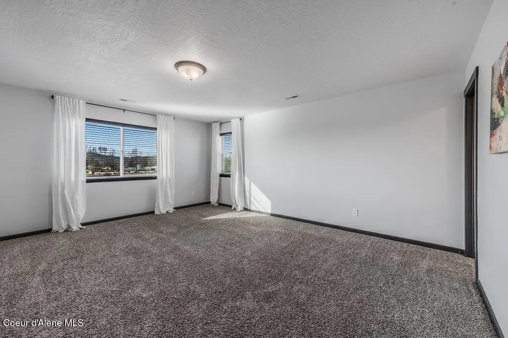 8361 N Scotsworth Street Post Falls ID 83854