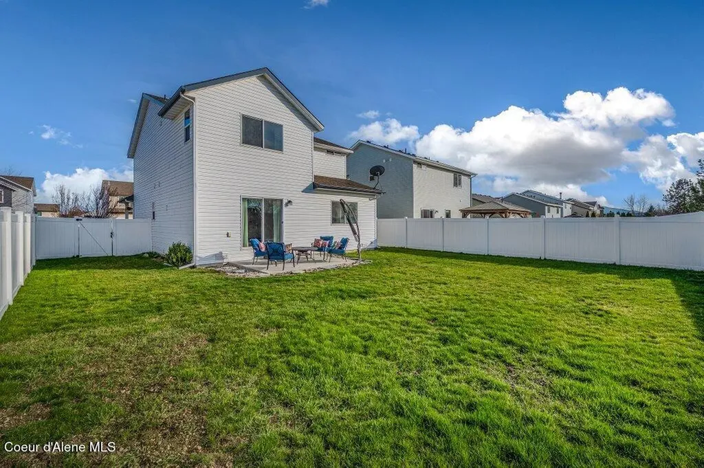 8361 N Scotsworth Street Post Falls ID 83854