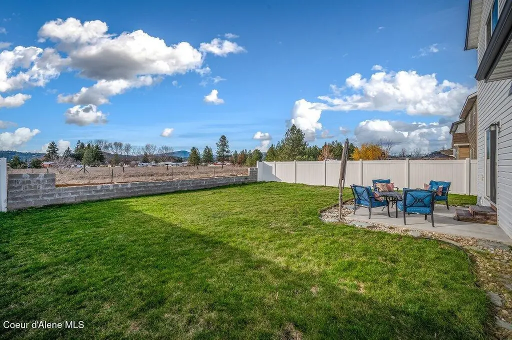 8361 N Scotsworth Street Post Falls ID 83854
