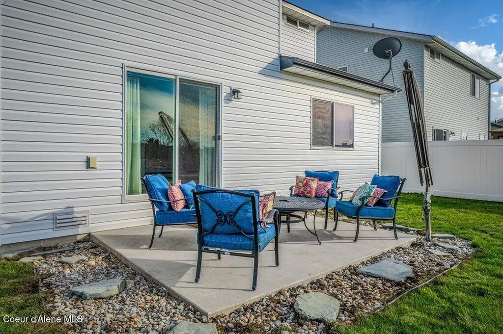 8361 N Scotsworth Street Post Falls ID 83854