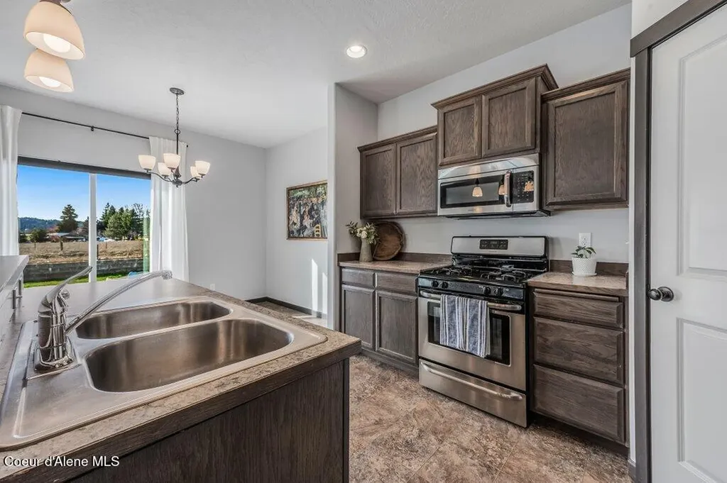 8361 N Scotsworth Street Post Falls ID 83854